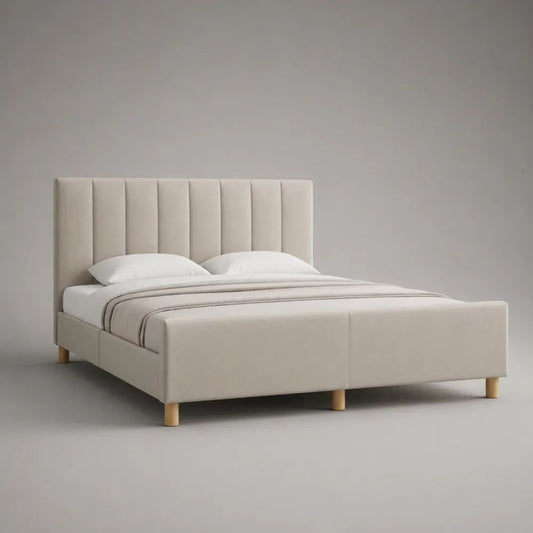 Lit double rembourré 160 × 200 cm beige avec tête de lit à panneaux verticaux, pied de lit et pieds en bois