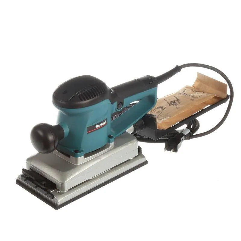 Makita Sander, Cordé, Finition 1/2 feuille, Outil de Finition de Surface